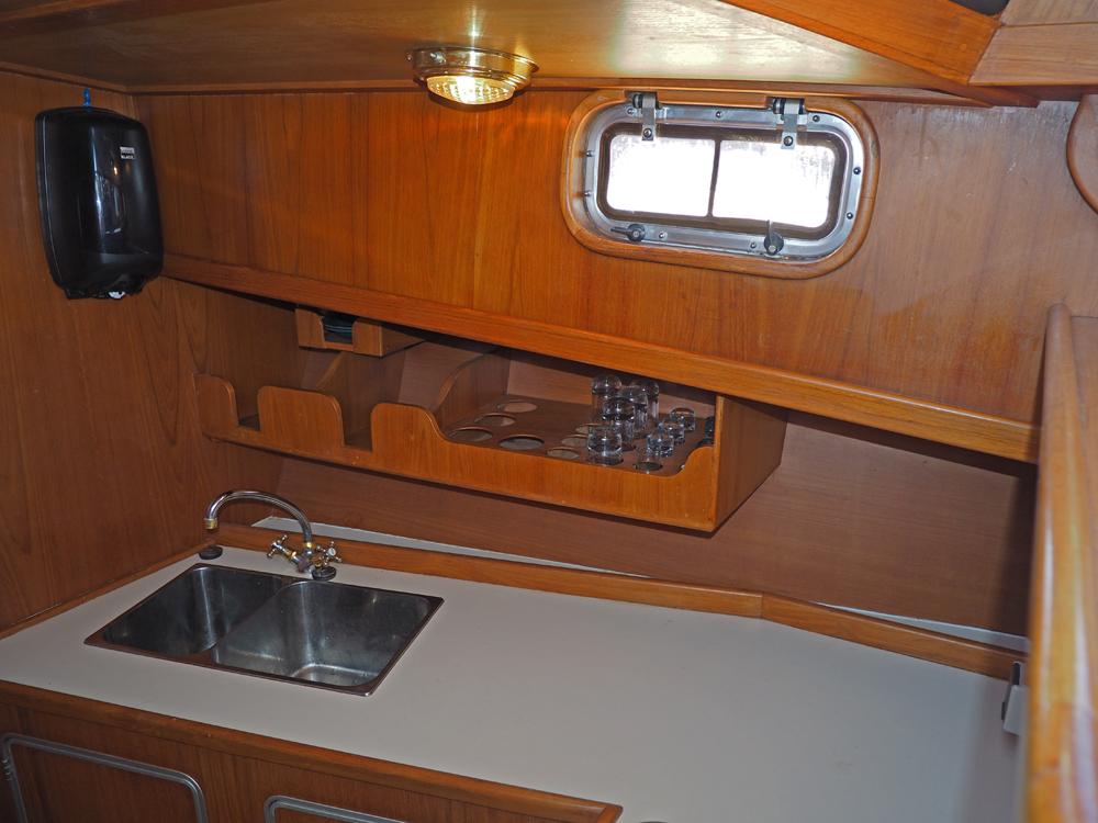 Fore ship, Accommodation